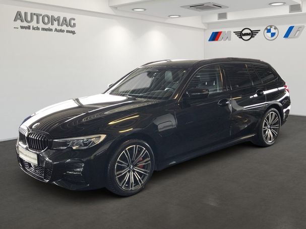 BMW 330 e Touring M Sport 215 kW image number 1