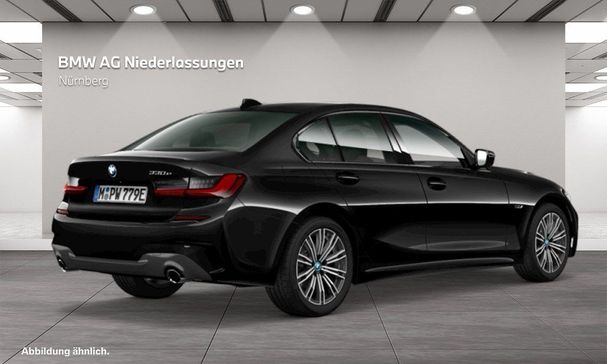 BMW 330e M 215 kW image number 2