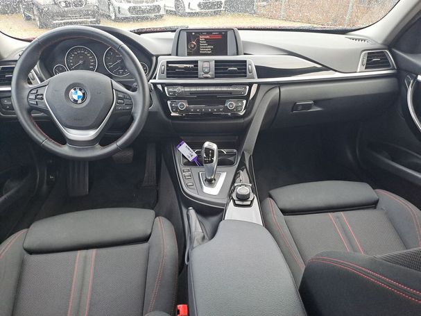 BMW 320i xDrive Sport Line 135 kW image number 2