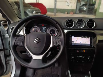 Car image 14