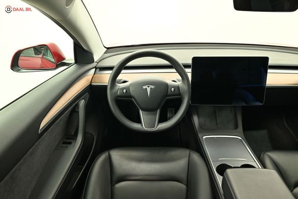 Tesla Model 3 Performance AWD 377 kW image number 9