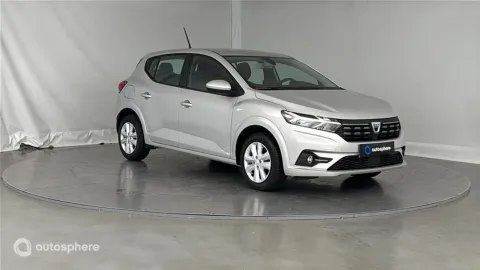 Car image 3
