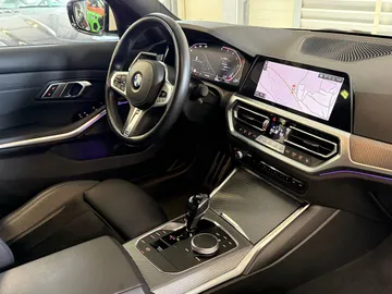 Car image 42