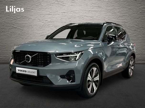 Volvo XC40 Recharge T4 Plus Dark 157 kW image number 1