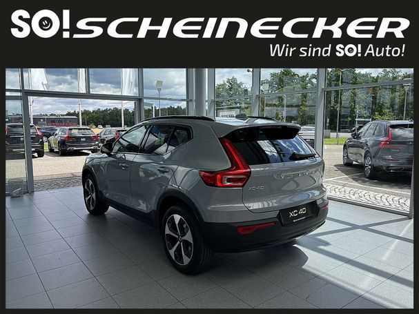 Volvo XC40 B3 Plus Dark 120 kW image number 4