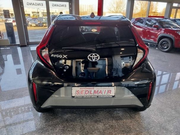 Toyota Aygo X 53 kW image number 5