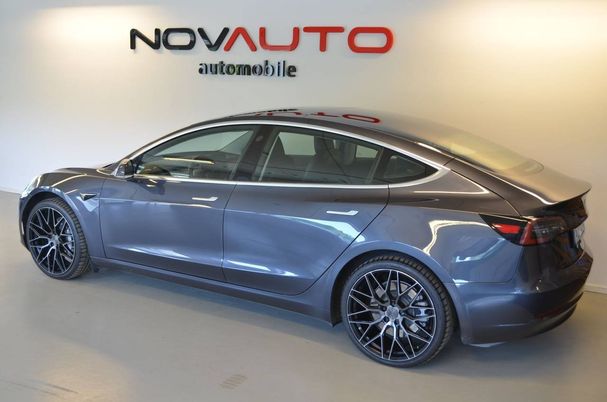 Tesla Model 3 70 Standard Range Plus 190 kW image number 2