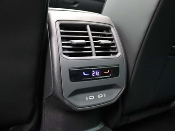 Car image 47