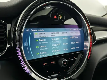 Car image 28