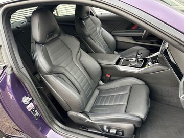 Car image 30