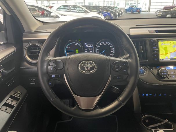 Toyota RAV 4 2.5 Hybrid 4x4 145 kW image number 12