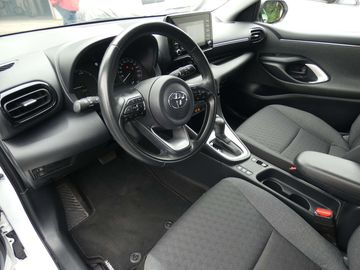 Car image 13