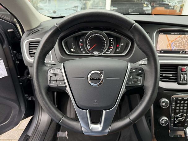 Volvo V40 T2 90 kW image number 18