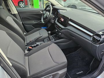 Car image 10