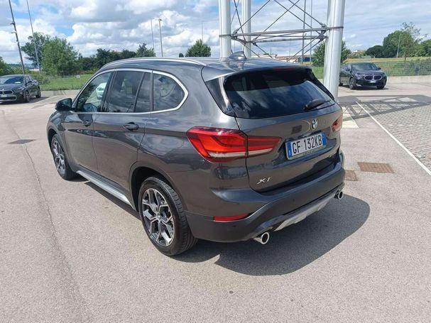 BMW X1 sDrive18d xLine 110 kW image number 3