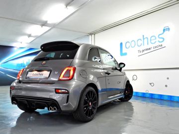 Car image 37