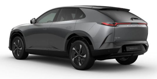 Car image 4