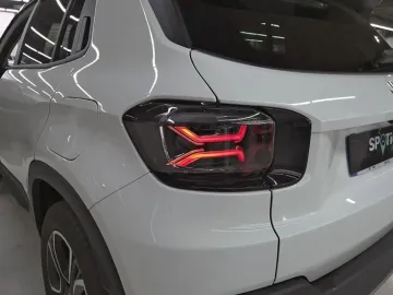 Car image 39