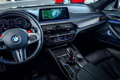 Car image 28