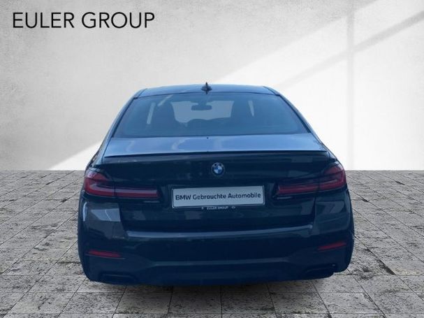 BMW 550i xDrive 390 kW image number 3