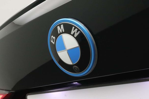 BMW i4 M50 84 kWh 400 kW image number 13