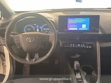 Car image 15