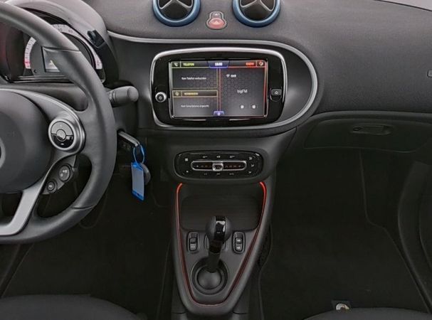 Smart ForTwo cabrio EQ passion 60 kW image number 3