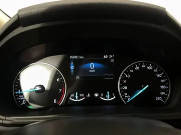 Car image 24