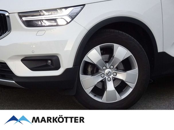 Volvo XC40 D3 Momentum Pro 110 kW image number 5