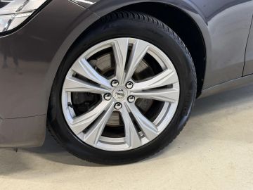 Car image 38