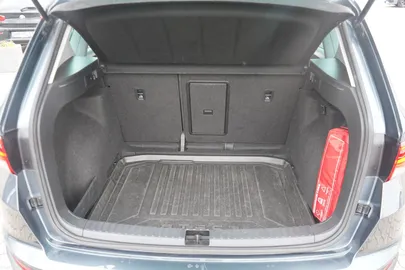 Car image 33