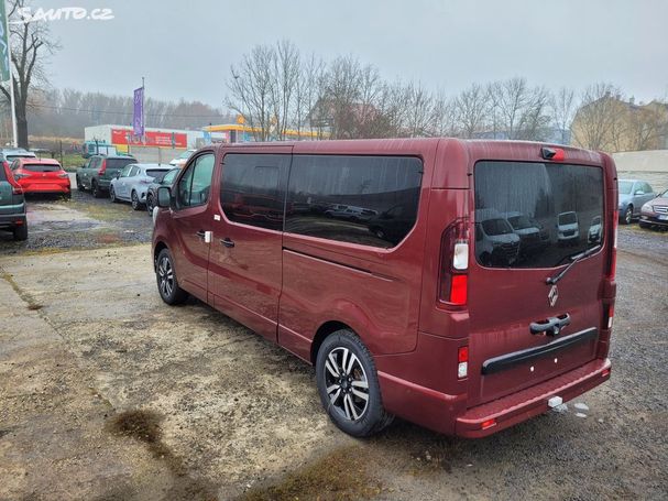 Renault Trafic Blue dCi 150 Spaceclass EDC 110 kW image number 3