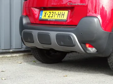 Car image 38