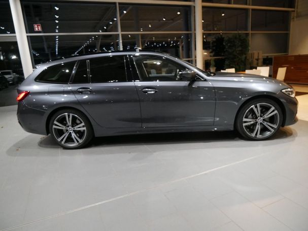 BMW 330d Touring xDrive 210 kW image number 4