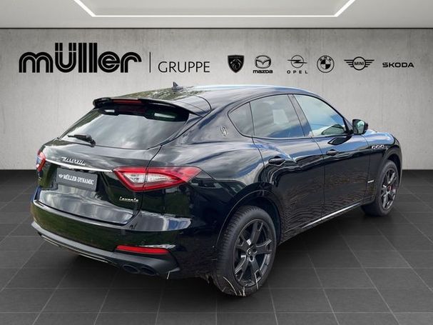 Maserati Levante Q4 GranSport 257 kW image number 3