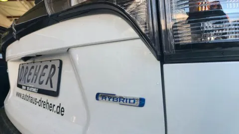 Car image 28