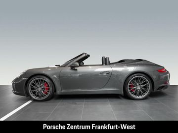 Car image 30