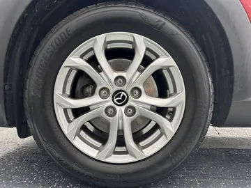 Car image 21