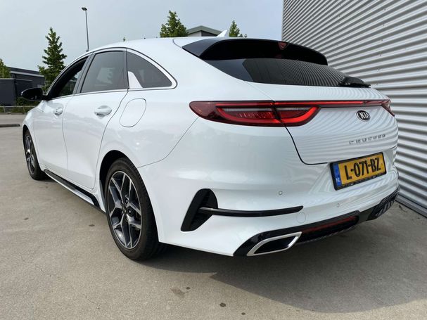 Kia ProCeed 1.5 T-GDI GT Line 118 kW image number 2