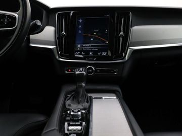 Car image 36