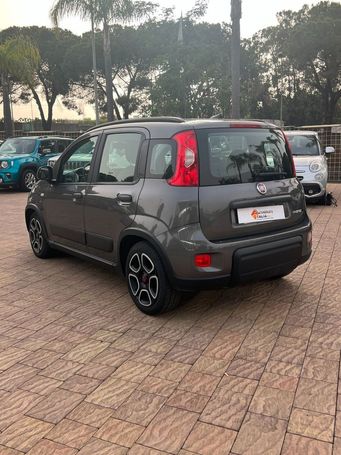 Fiat Panda Cross 1.0 Hybrid City 51 kW image number 3