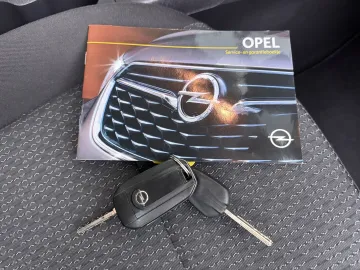 Car image 36