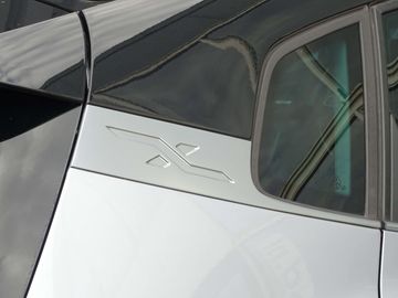 Car image 37