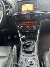 Car image 23