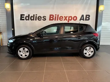 Car image 4