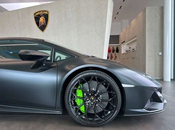 Lamborghini Huracan 471 kW image number 6