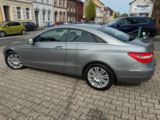 Mercedes-Benz E 200 Coupe 135 kW image number 6