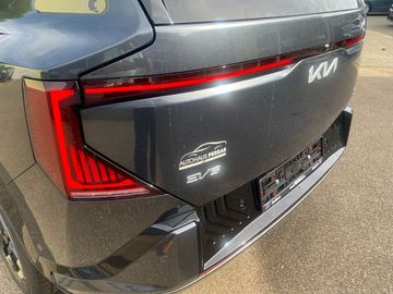 Car image 31
