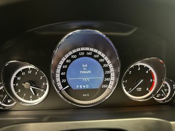 Car image 33