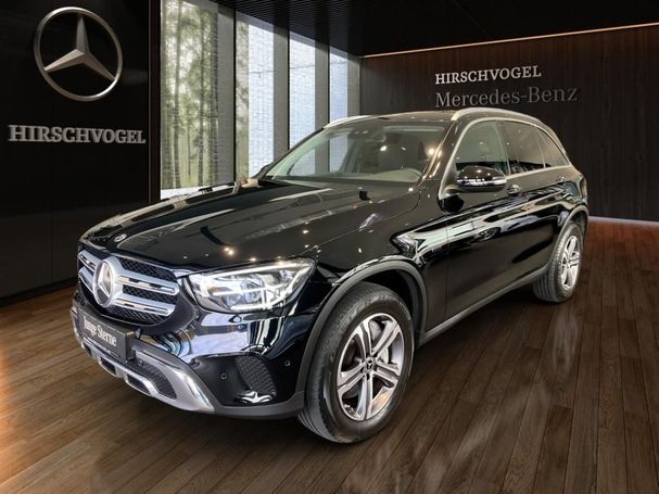 Mercedes-Benz GLC 300 e 235 kW image number 1